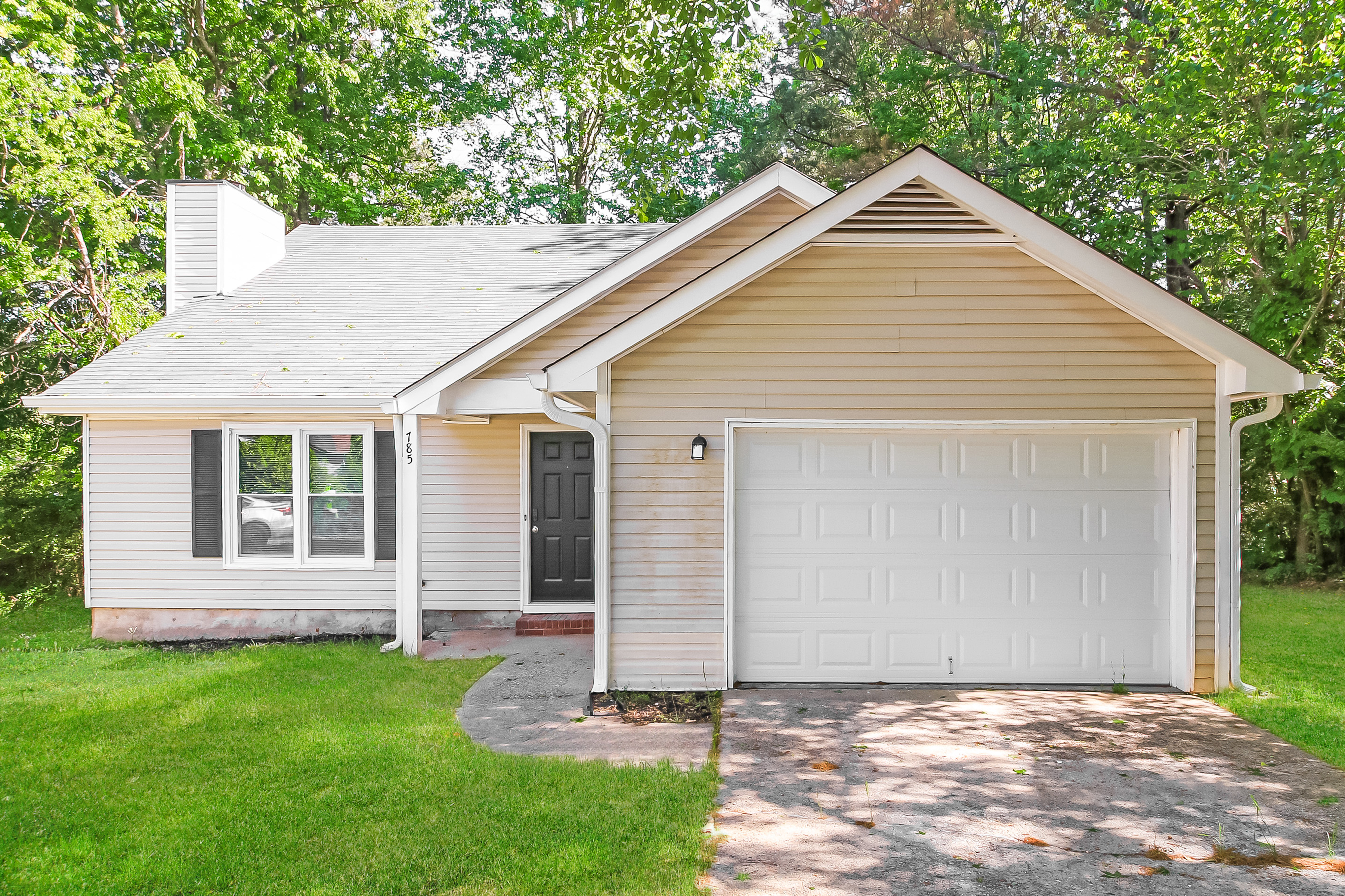 785 REDLAND DR JONESBORO, GA 30238